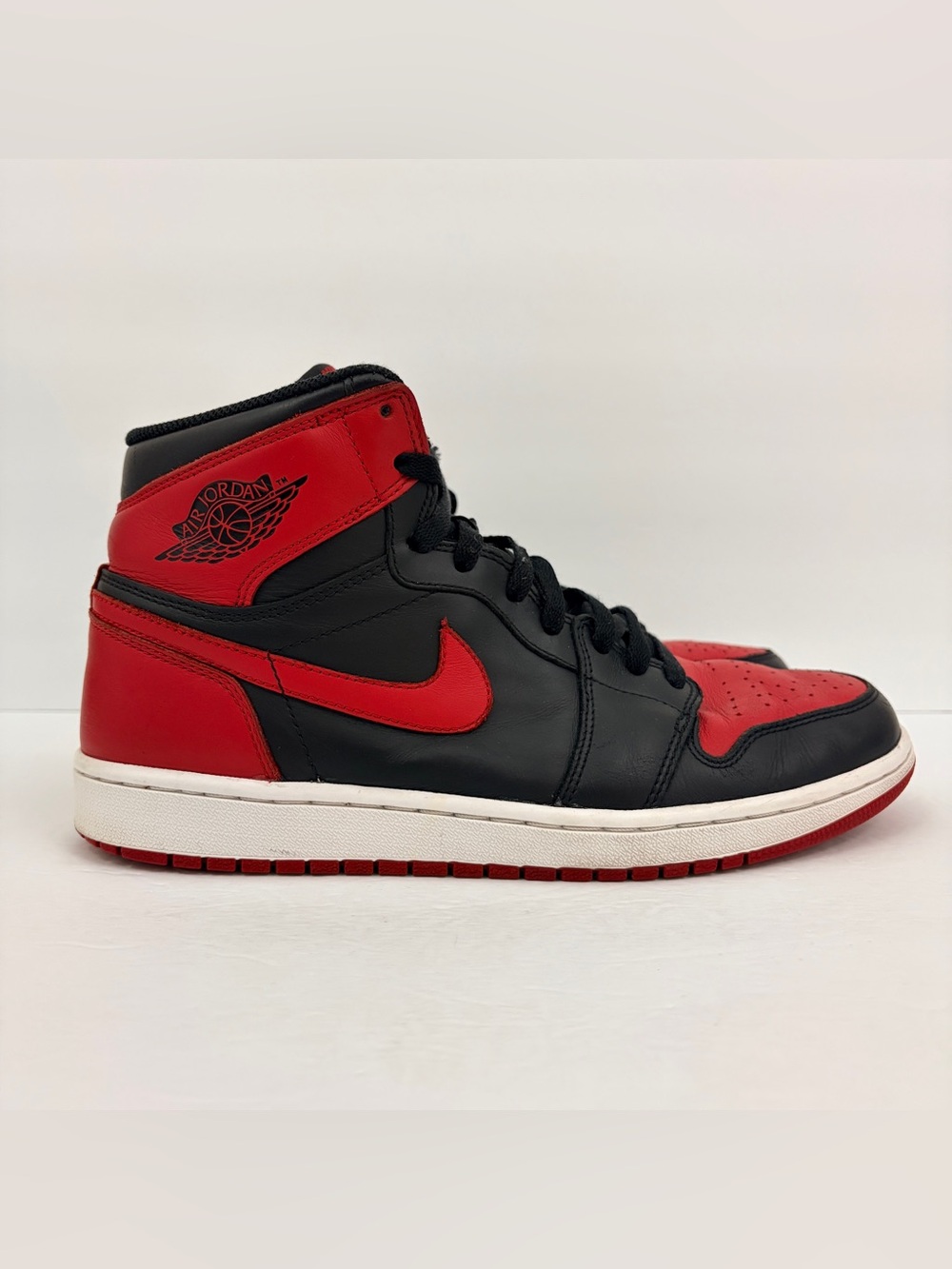 Air Jordan Retro 1 Bred High OG 2013 Mens 10